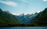 Lake Manapouri © Ktc27